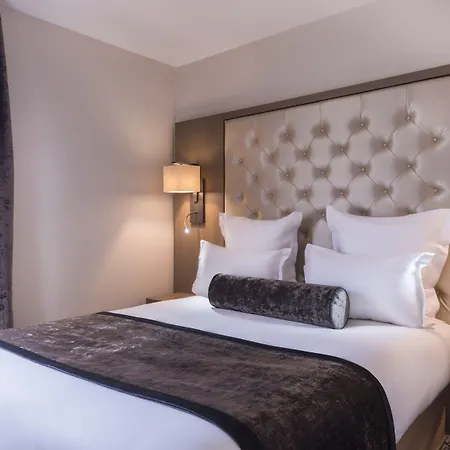 La Des Ternes Hotell 4*