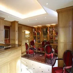 La Des Ternes Szálloda 4*