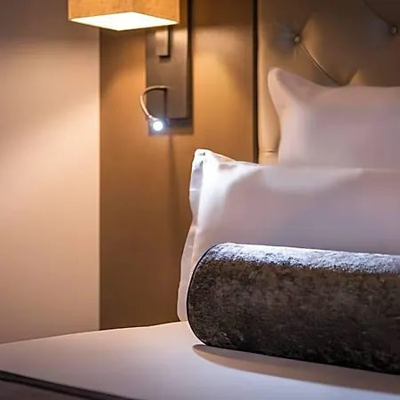 La Des Ternes Hotel 4*