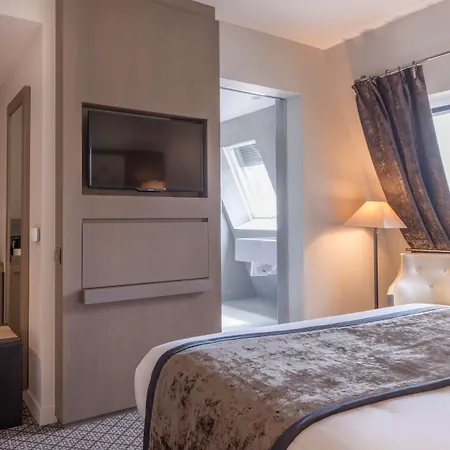 Отель La Des Ternes 4*