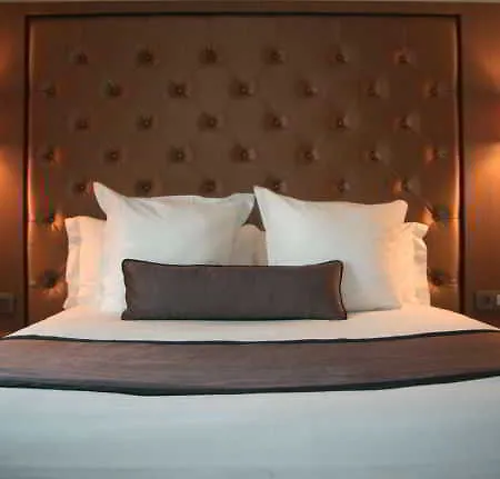 La Des Ternes 4* Paris